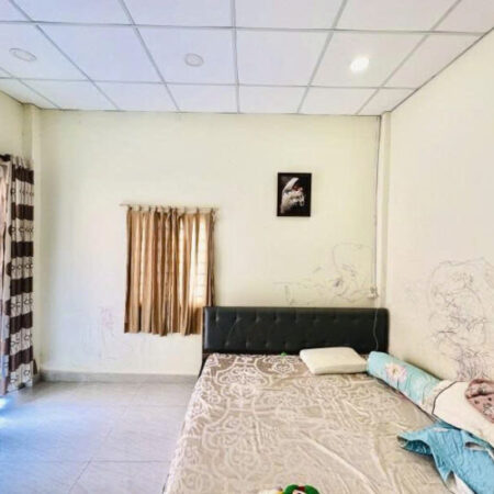 NGAY BV 115 THÀNH THÁI Q.10 – HẺM RỘNG ĐẸP 1 TRỤC THÔNG – HIẾM NHÀ BÁN CHỈ 5.X TỶ