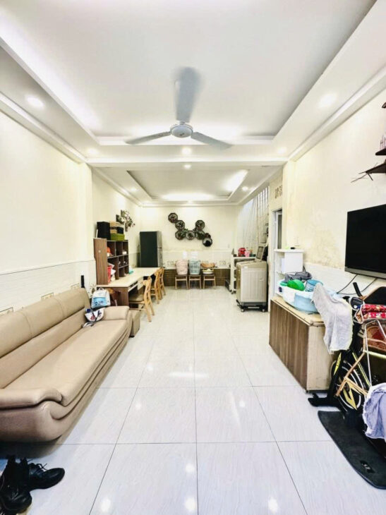 NGAY BV 115 THÀNH THÁI Q.10 – HẺM RỘNG ĐẸP 1 TRỤC THÔNG – HIẾM NHÀ BÁN CHỈ 5.X TỶ