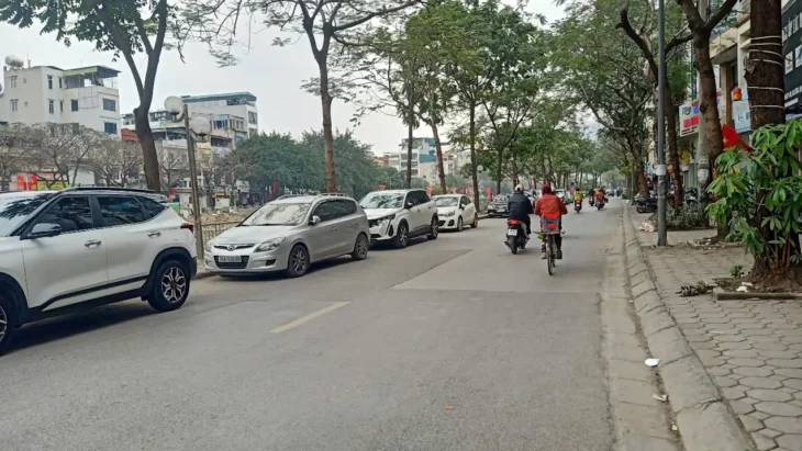 Cho thuê nhà mặt phố Vũ Tông Phan, 4 tầng × 40m² × mặt tiền 5m, khu vực hiếm nhà cho thuê, nhận nhà