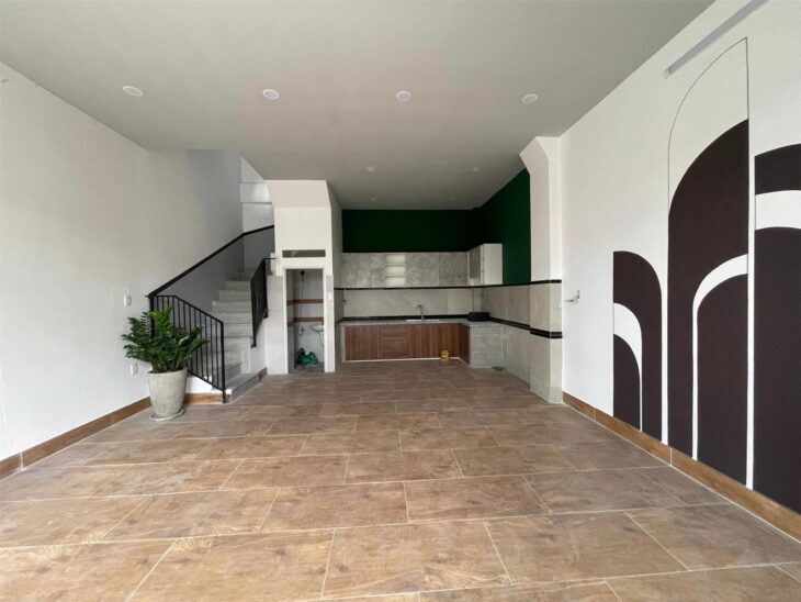 22 .VIP TX43- CĂN HỘ DỊCH VỤ – NHÀ LỚN- 2MT TRƯỚC SAU- 5,45×15=81m2 – 10 PHÒNG – ĐƯỜNG THÔNG