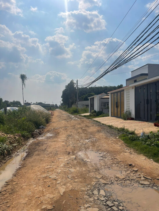 Bán đất mặt tiền Quảng Tiến 27, giá 1,25 tỷ, cách chợ Trà Cổ 1km
