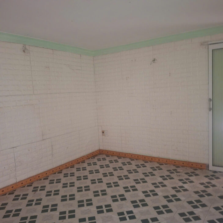 NHÀ LÔ GÓC 2 TẦNG – MẶT TIỀN ÂU CƠ – ĐANG THUÊ 15TR/THÁNG – GIÁ CHỈ 4.4 TỶ