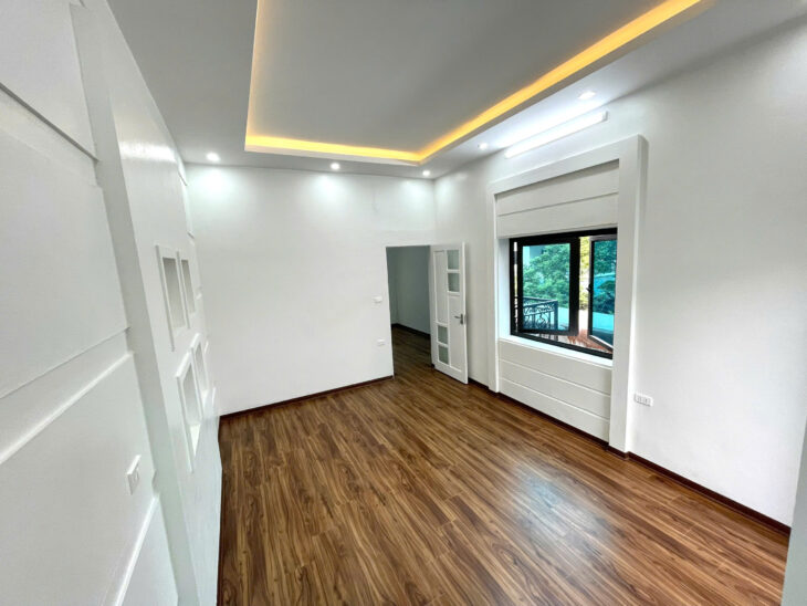 Bán nhà 3 tầng 61 m² tại Ỷ La, Dương Nội, Hà Đông, mặt tiền 5m, nhỉnh 13 tỷ, kinh doanh đỉnh
