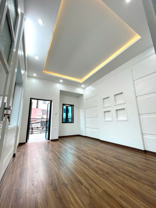 Bán nhà 3 tầng 61 m² tại Ỷ La, Dương Nội, Hà Đông, mặt tiền 5m, nhỉnh 13 tỷ, kinh doanh đỉnh