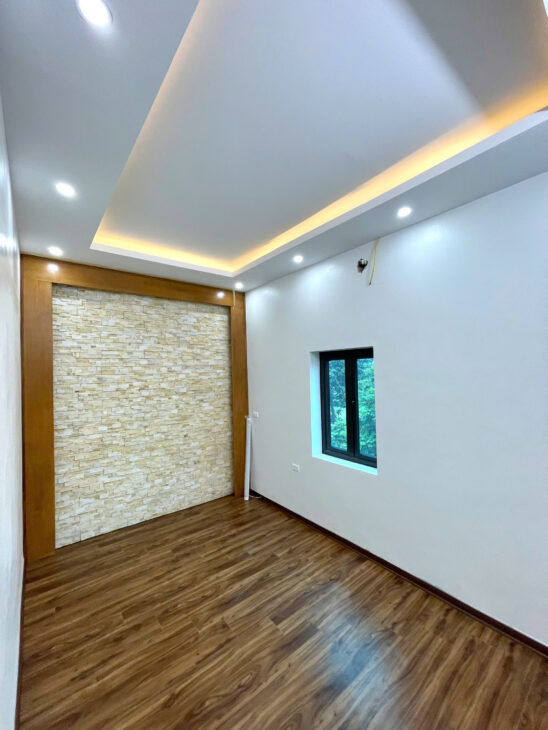 Bán nhà 3 tầng 61 m² tại Ỷ La, Dương Nội, Hà Đông, mặt tiền 5m, nhỉnh 13 tỷ, kinh doanh đỉnh