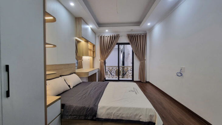 NHANH!NHÀ ĐẸP TRỊNH VĂN BÔ,OTO,DT=33Mx5T,MT=4.2m,nhỉnh 5ty