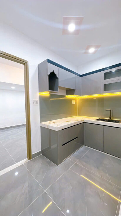 Sát mặt tiền Ngang3.1nở 4.5 dài 15 đúc 2 T có 4 tỷ Q4