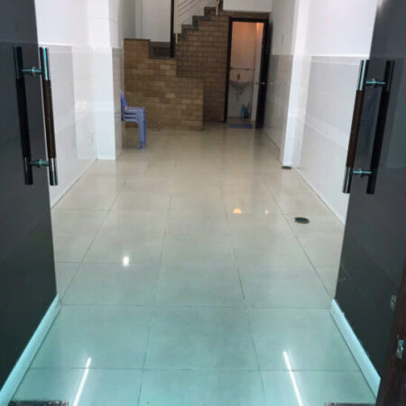 chính chủ bán nhà 5 tầng 6 tỷ cách 50m ra đường Nguyễn Đình Chiểu, Q3 ngay trung tâm thành phố