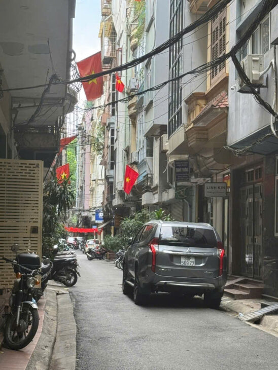 NGUYỄN CHÍ THANH – HUỲNH THÚC KHÁNG – KHU VIP, PHÂN LÔ, HIẾM NHÀ BÁN – 42M2X5T – 18.9 TỶ