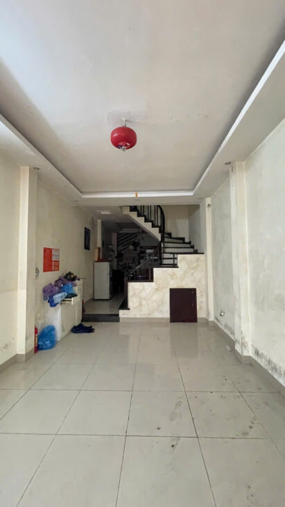 Bán nhà 48m 5T Bồ Đề, Long Biên , oto ,KD, giá 9,4ty.