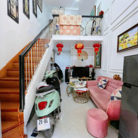 Bán nhà 20m 4 tầng ngõ rộng thoáng đẹp tại Tôn Đức Thắng Bán nhà 20m 4 tầng ngõ rộng thoáng đẹp tại Tôn Đức Thắng