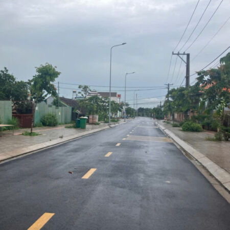 Chỉ 12,4 Triệu/m2 sở hữu đất trung tâm 444m2 có 200m2 đất thổ cư rất đẹp luôn