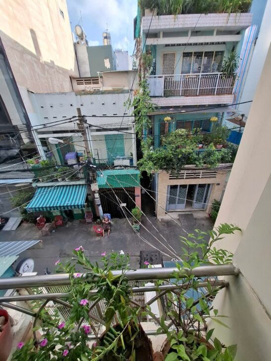 NHÀ ĐẸP- GIÁ ƯU ĐÃI BÁN NHÀ (TÌM NGƯỜI MUA THIỆN CHÍ) – NGAY KHU SẦM UẤT QUẬN 10, ĐƯỜNG ĐIỆN BIÊN