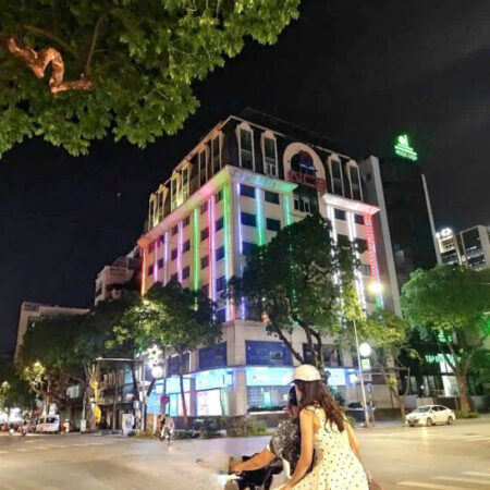 Tòa Nhà VP Cao cấp hạng A, mặt phố Bà Triệu , Tràng Tiền, Hoàn Kiếm, Hà Nội. 700m2, 11 Tầng, 740 Tòa Nhà VP Cao cấp hạng A, mặt phố Bà Triệu , Tràng Tiền, Hoàn Kiếm, Hà Nội. 700m2, 11 Tầng, 740