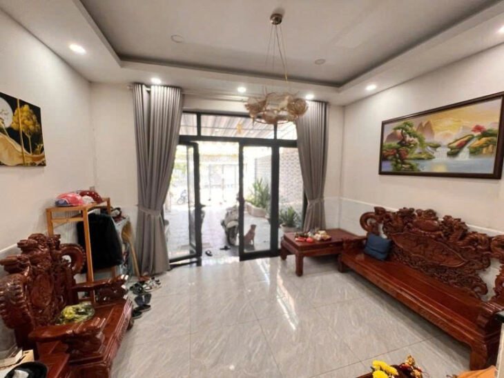 Bán nhà mặt phố Hiệp Bình Phước, Thủ Đức, 133m², 10.35 tỷ, 4PN, 4WC