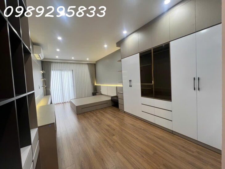 BÁN NHÀ LÔ GÓC 6 TẦNG THANG MÁY Ô TÔ 7 CHỖ VÀO TẬN NHÀ LỆ MẬT LONG BIÊN 8.8 TỶ