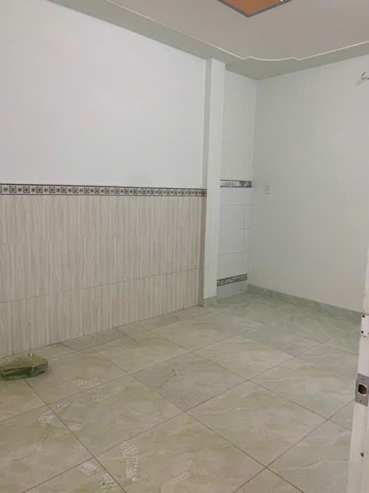 NHỈNH 3 TỶ CÓ NHÀ BÌNH THẠNH 54M2 MỚI ĐẸP Ở NGAY 1 TRỆT 1 LỬNG 2 PHÒNG NGỦ – NGAY KHU DU LỊCH BÌNH