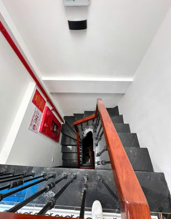 Bán nhà Trịnh Văn Bô 62m2- 6T Thang máy, ô tô đường thông, giá 12.88tỷ