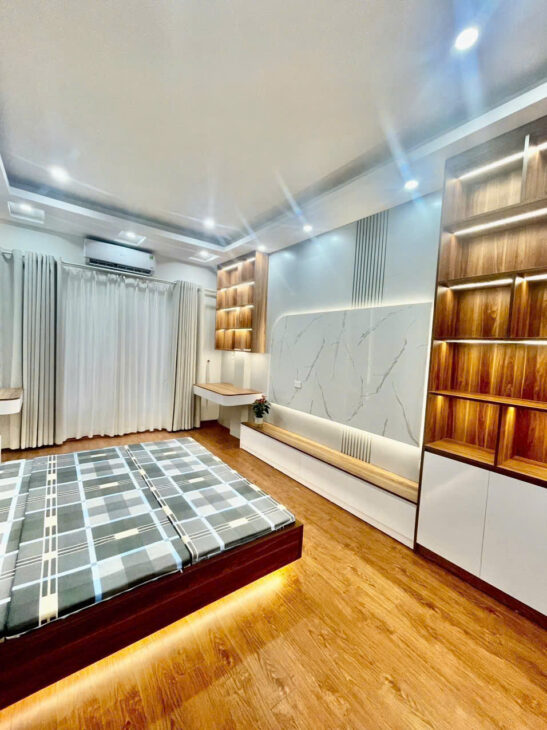 BÁN NHÀ GIÁP BẰNG B- HOÀNG MAI, 30 M2, 5 TẦNG, MẶT TIỀN 3,6 M, GIÁ 6,8 TỶ.