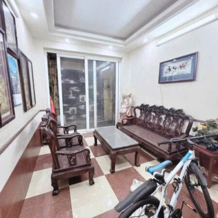 Bán nhà Xuân Đỉnh 53m² x 4 tầng, ô tô đỗ cửa, giá chỉ 7.9 tỷ – Ngõ thông thoáng