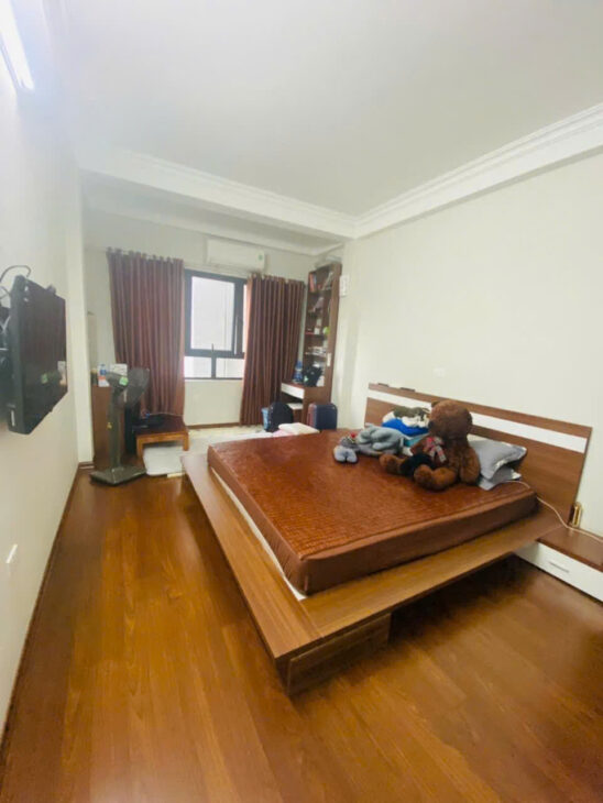 Bán nhà Thụy Phương, 33m² x 5 tầng, full nội thất như hình – 1 nhà ra ô tô tránh – Giá 6.3 tỷ