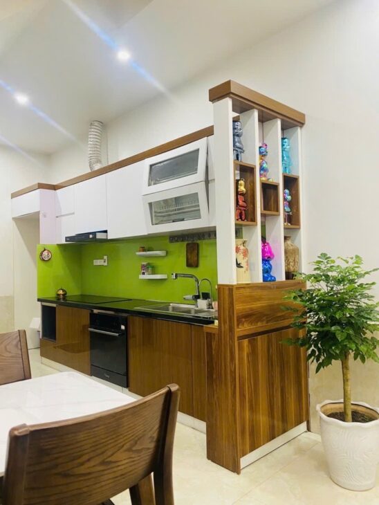 NHÀ HÀO NAM – 4 TẦNG -38m2 – MT 4M – BA GÁC ĐỖ CỬA – GIÁ CHỈ 9.5 TỶ