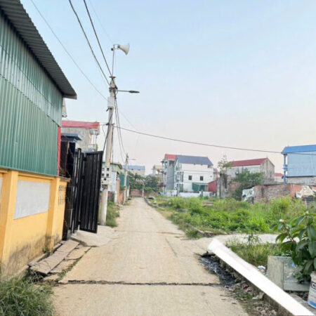 Đất đẹp tổ 9, TT Quang Minh, Mê Linh. Đường thông, oto đỗ. Gần KCN và trường CD