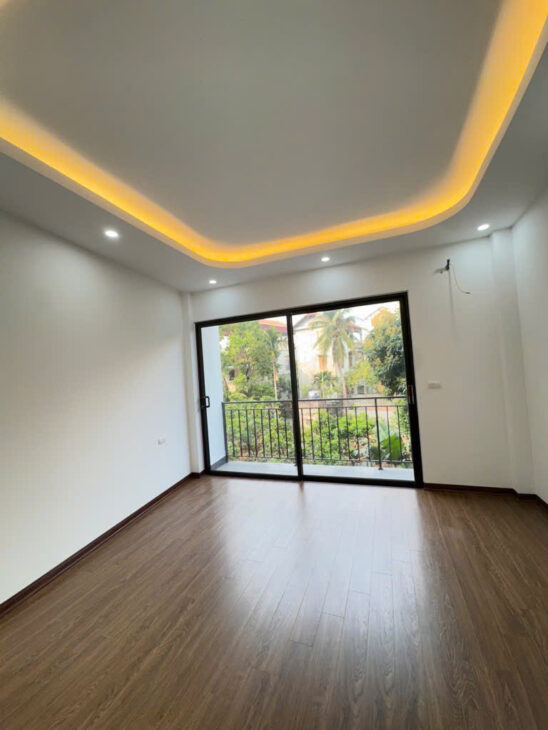 Bay Nhanh – Chủ hạ sốc 500tr!!! Nhà cực đẹp – Đối diện Aeon Mall – 36m2 – chỉ 5.7 tỷ