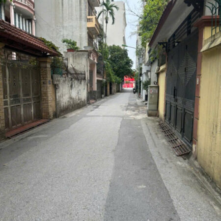 Bán nhà phân lô quân đội phố Bùi Xương Trạch, ô tô qua, 70m2 * 4 tầng, chỉ 11,2 tỷ.