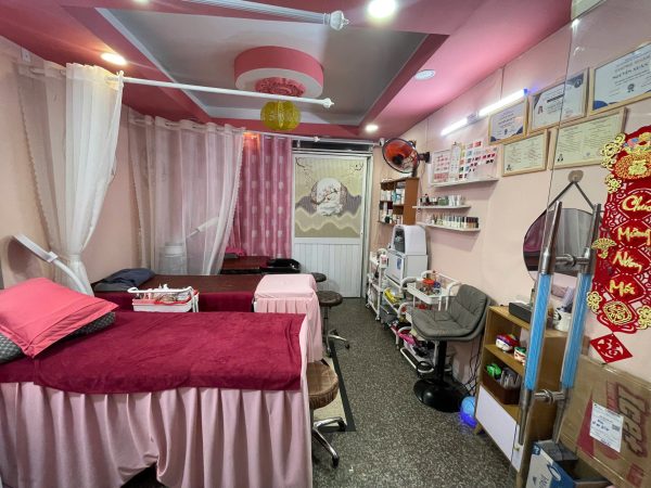 Quận Phú Nhuận ! CHỐT NHANH ! SANG RẺ SPA – GỘI , MB thuê 5 tr/ tháng, Tel : 0907304403 ( Chính