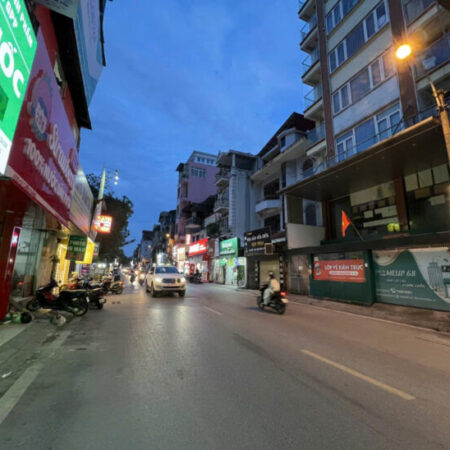 BÁN NHÀ MẶT PHỐ CHIẾN THẮNG- VĂN QUÁN – HÀ ĐÔNG, 70 M2, MẶT TIỀN 5M, GIÁ 25 TỶ.