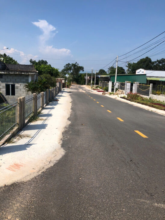Bán Lô Góc 493m2 Đường Đoàn Thị Điểm – Tân An – TX LaGi giá ngộp 4.46tr/m2