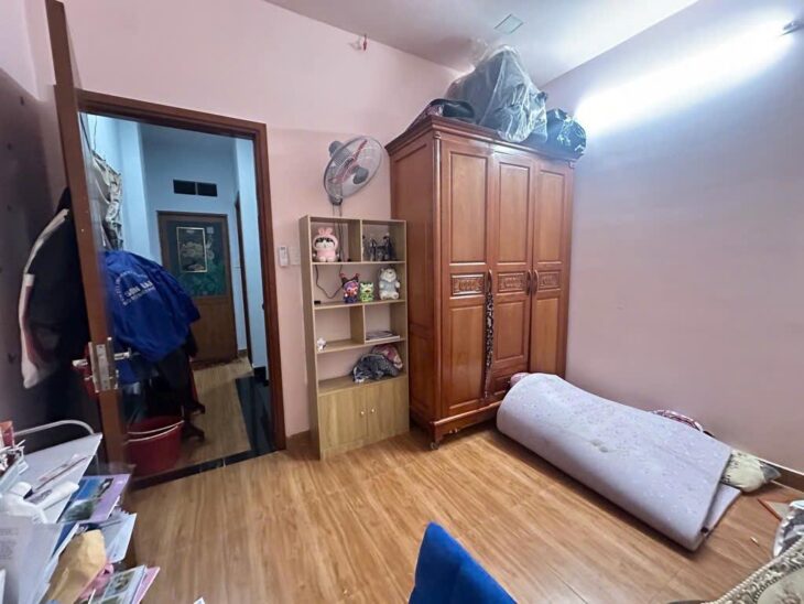 CHÍNH CHỦ – NHÀ ĐẸP 4 TẦNG – HẺM – Q12,Sổ hồng riêng – Pháp lý chuẩn – Dọn vào ở ngay