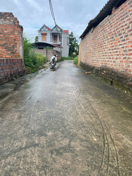 Bán đất thôn Phú Hạ, Minh Phú, Sóc Sơn. Gần đường Quốc Lộ 35, oto đỗ cửa