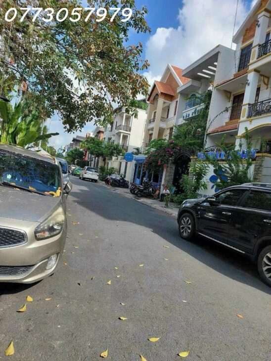 BÁN BIỆT THỰ 284/4 NGUYỄN TRỌNG TUYỂN, P.10, PHÚ NHUẬN