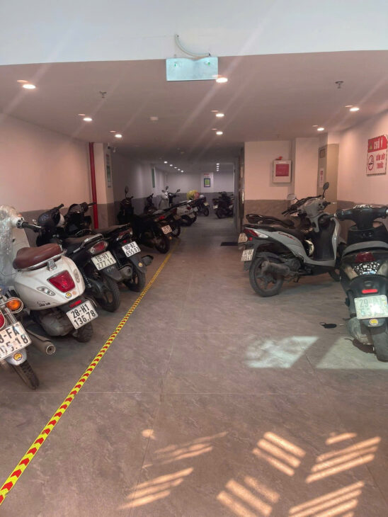 Mặt Hồ – Bán Tòa Apartment (CHDV) Phố Hoàng Ngân (Quan Nhân) 96/100m, 8Tầng 35 Tỷ