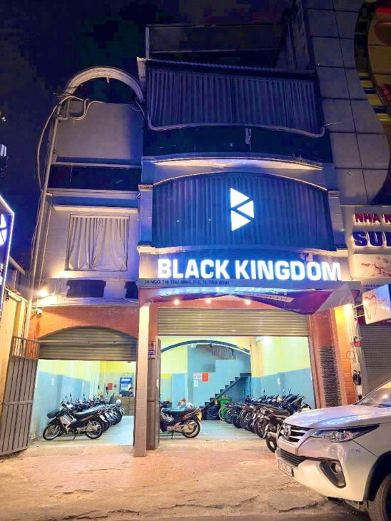 BÁN NHÀ MẶT TIỀN NGAY CHỢ PHẠM VĂN HAI – P.2, TÂN BÌNH