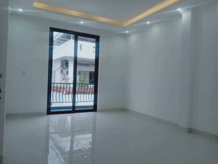 Bán Nhà 4 Tầng Độc Lập – Ô Tô Đỗ Cửa – Trung Tâm Đà Nẵng, Ngô Quyền, Hải Phòng. Dt 60m2 Hướng nam