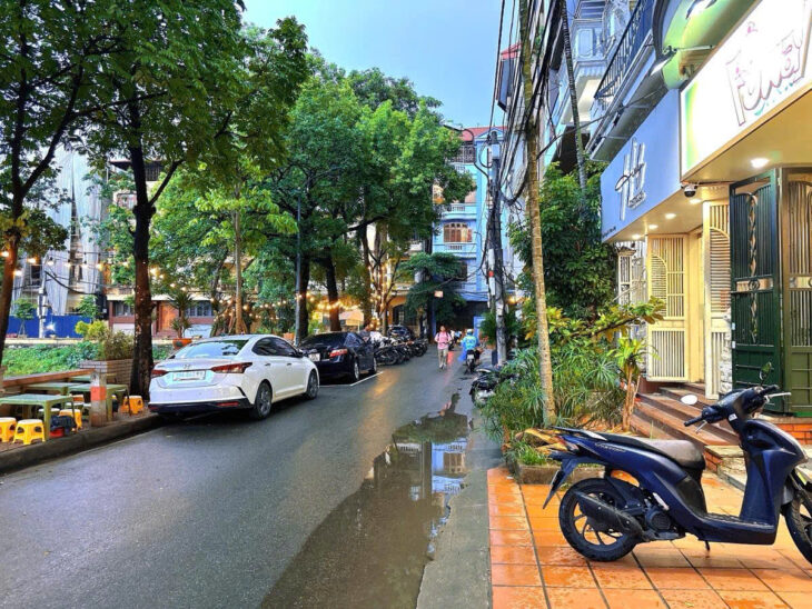 Bán nhà Chùa láng Wiew hồ – vỉa hè to- Kinh doanh đỉnh- phân lô 2 thoáng 50m giá nhỉnh 26 tỷ