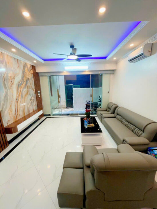 BÁN NHÀ PHẠM VĂN ĐỒNG – 40M x 6 TẦNG THANG MÁY – CHỦ TỰ XÂY – Ô TÔ – LÔ GÓC – 9.3 TỶ.0968669247