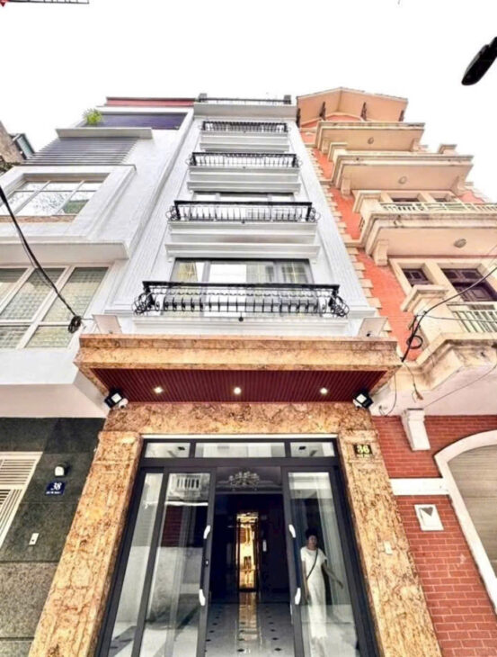 Siêu phẩm Đống Đa- Phân lô víp,lô góc,2 ô tô tránh,ngõ thông kinh doanh,33/50m2, 12 tỷ