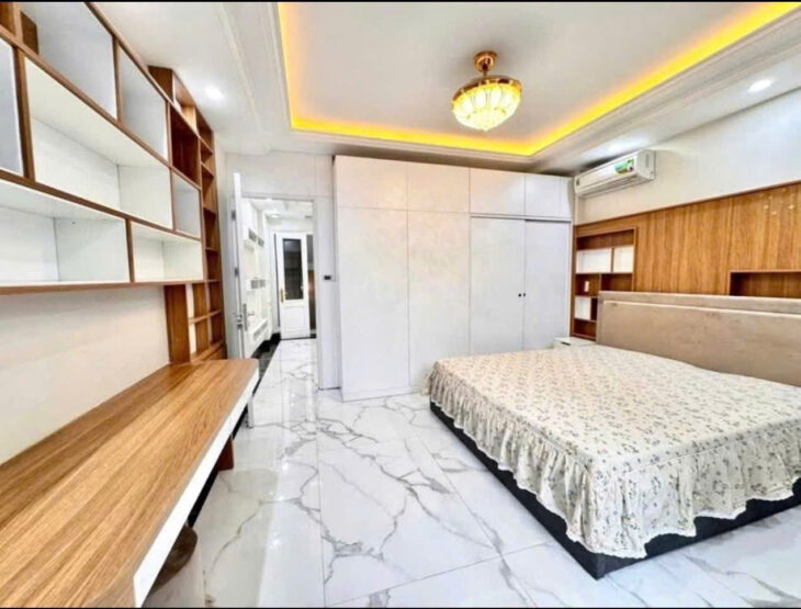 Siêu phẩm Đống Đa- Phân lô víp,lô góc,2 ô tô tránh,ngõ thông kinh doanh,33/50m2, 12 tỷ