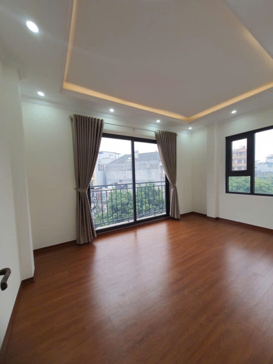 PHAN ĐÌNH GIÓT – 5 TÂNG – THANG MÁY – Ô TÔ NGỦ TRONG NHÀ- NHỈNH 13 TỶ