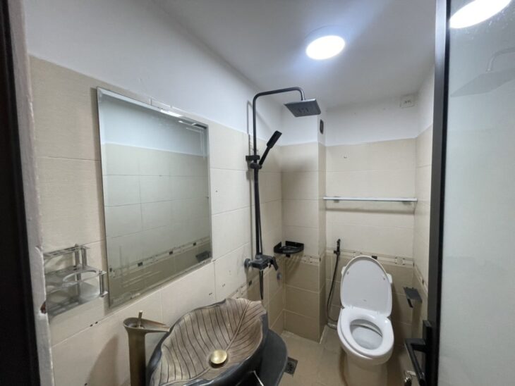 NHÀ PHÂN LÔ- ĐƯỜNG LÁNG-Ô TÔ ĐỖ CỬA -42M2 – 5 TẦNG – MT3,4M -GIÁ CHỈ 12,8 TỶ