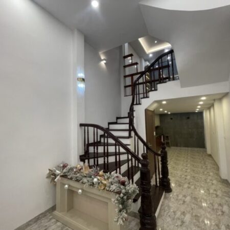 NHÀ PHÂN LÔ- ĐƯỜNG LÁNG-Ô TÔ ĐỖ CỬA -42M2 – 5 TẦNG – MT3,4M -GIÁ CHỈ 12,8 TỶ