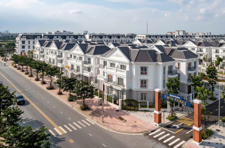 Bán suất ngoại giao liền kề Eurowindow Twin Parks Gia Lâm view công viên