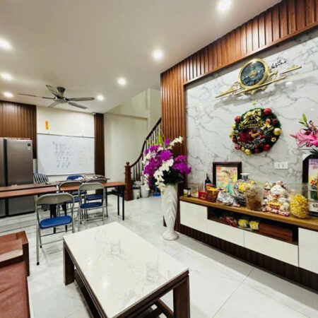 GẦN HỒ QUAN NHÂN NHIỀU TIỆN ÍCH, TẶNG NỘI THẤT, 35M CHỈ 7.3 TỶ.