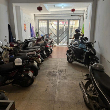 : Mặt phố Pháo Đài láng , sát phố ,kinh doanh sầm uất, cạnh công viên 72m, chỉ 20 tỷ