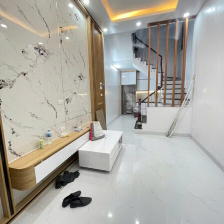 BÁN NHÀ CẦU GIẤY – Ô TÔ – DÂN XÂY MỚI – LÔ GÓC – NỘI THẤT XỊN – 35M X 5 TẦNG X 7.6 TỶ