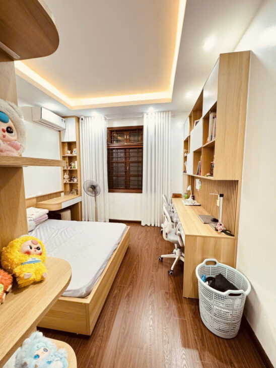 BÁN NHÀ KIM ĐỒNG, HOÀNG MAI, 48/52 M2 , MẶT TIỀN 3,8 M, GIÁ 14,2 TỶ,